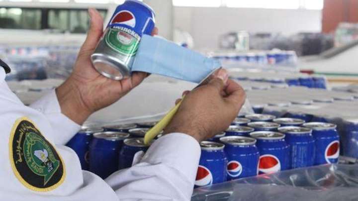 На таможне в Саудовской Аравии было задержано 50 тысяч банок пива под видом Pepsi На таможне в Саудовской Аравии было задержано 50 тысяч банок пива под видом Pepsi